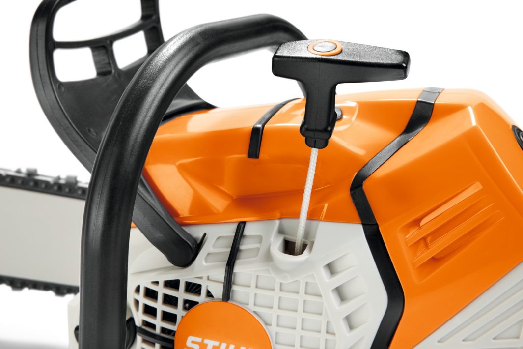STIHL Children's Battery-Operated MS 500i Toy Chainsaw