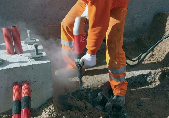 HYCON HH10RV Handheld Hydraulic Breaker