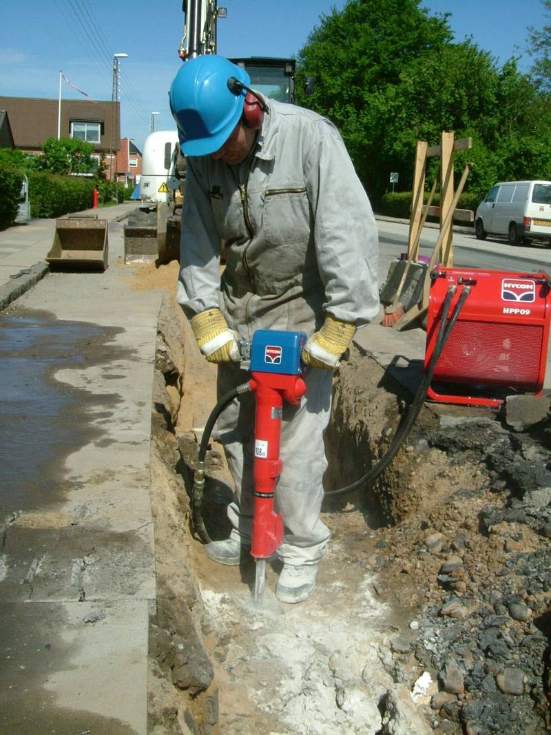Hycon Handheld Hydraulic Breakers