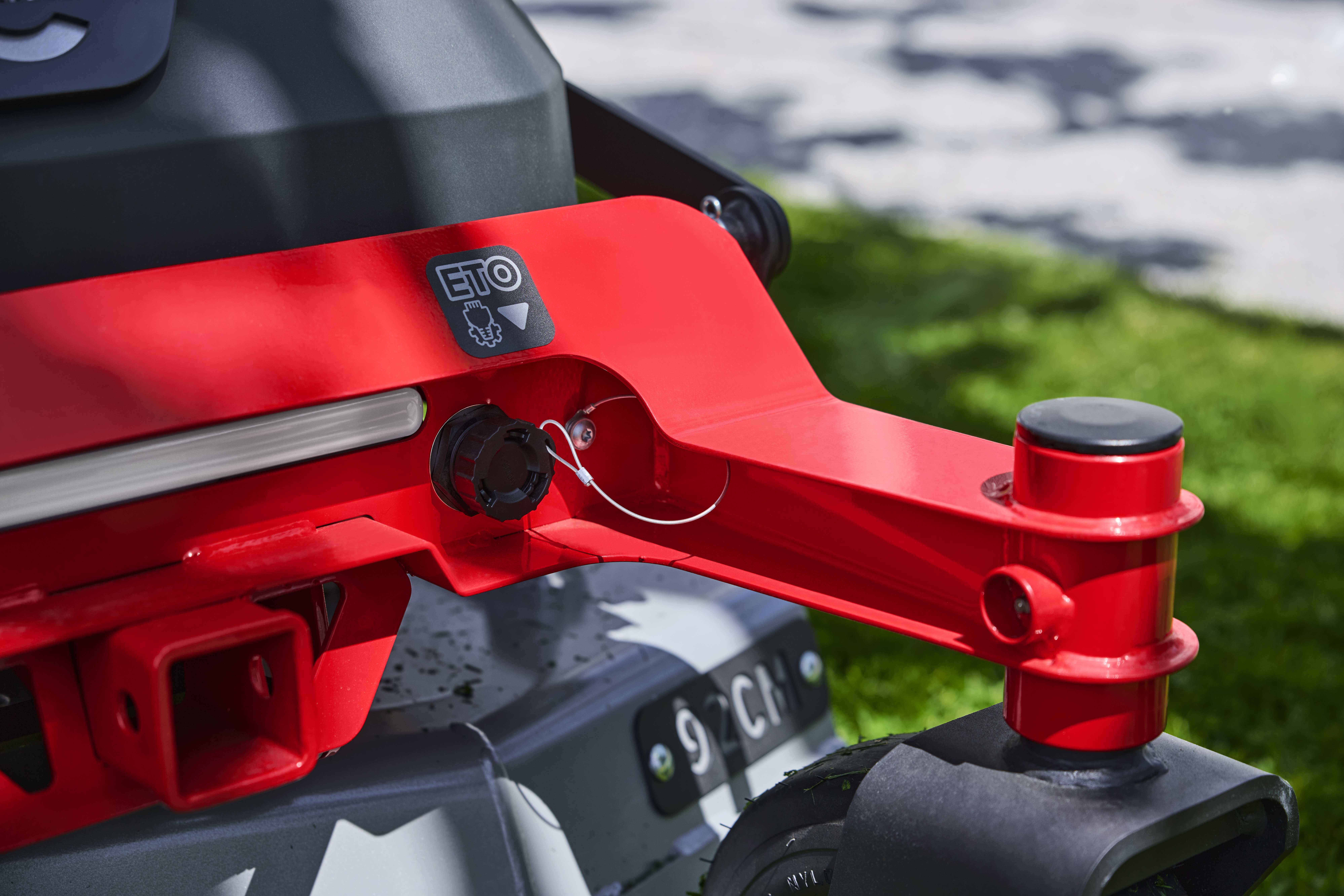 Cramer ZTCS92 Optimus Tools Zero Turn Stand-On 92 cm