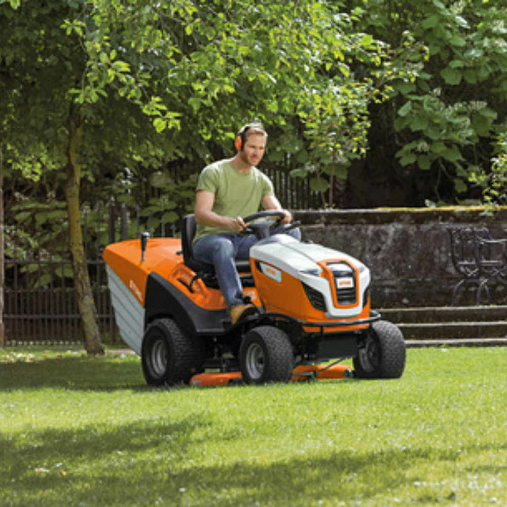 STIHL RT 6127 ZL Petrol Ride-on Lawn Mower