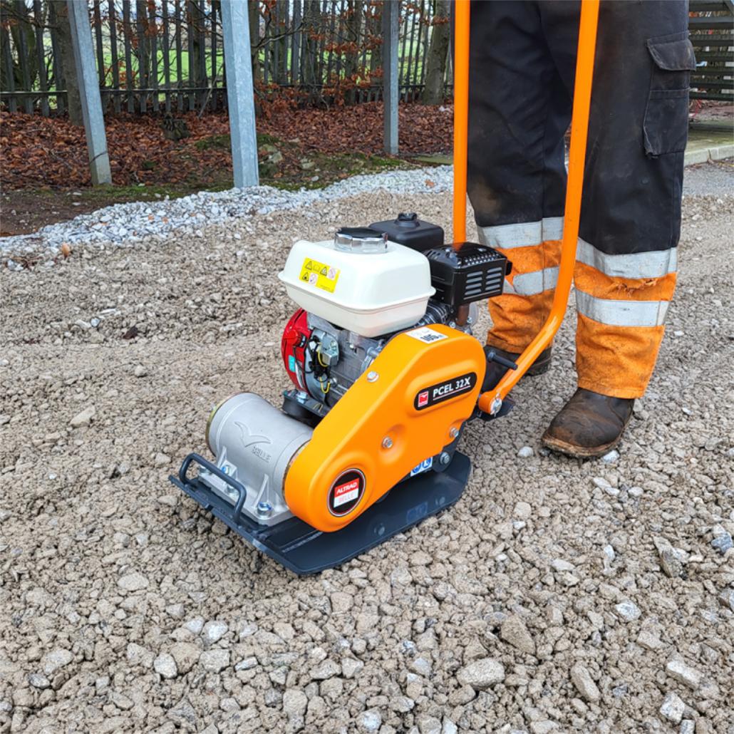 Altrad Belle PCEL 32X 13 Inch Plate Compactor