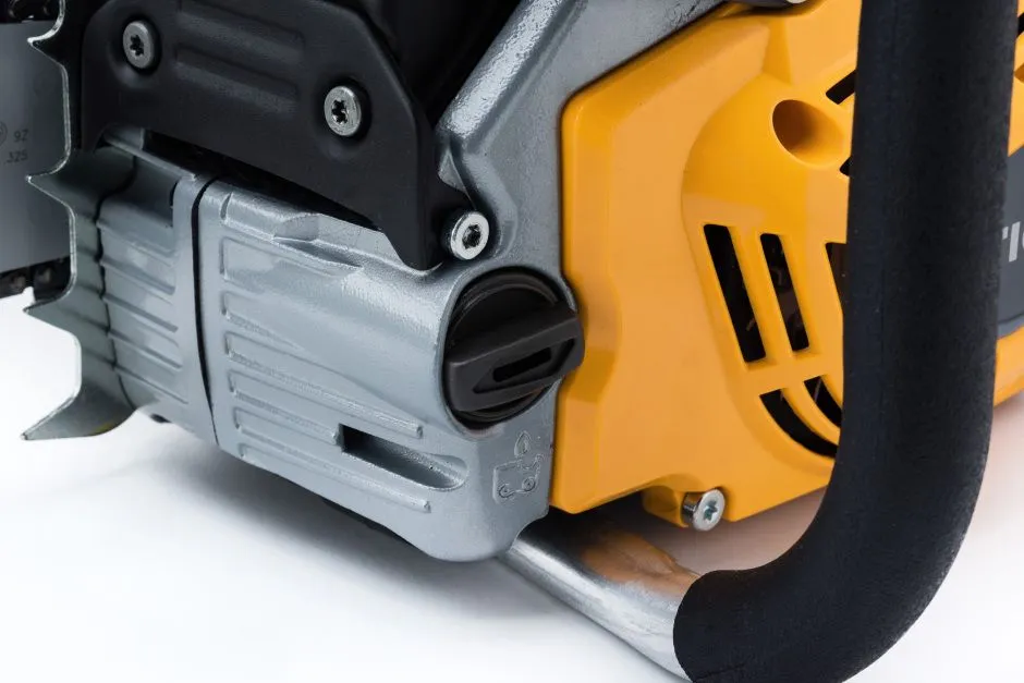 STIGA Petrol Chainsaw CS 750 (18)"