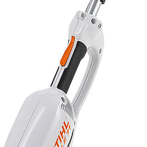 STIHL HLE 71 Electric Long-reach Hedge Trimmer (20" Cut)