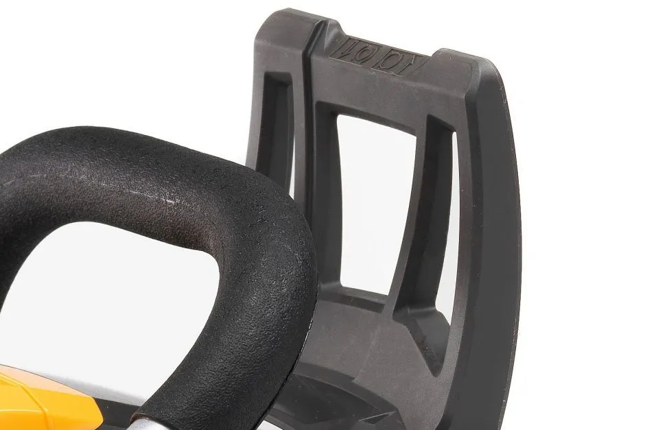 STIGA Petrol Chainsaw CS 750 (18)"