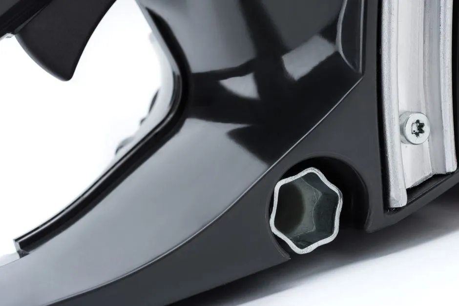 STIGA Petrol Chainsaw CS 750 (18)"