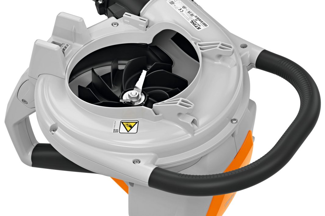STIHL SHA 140 Cordless Vacuum Shredder (Unit Only)