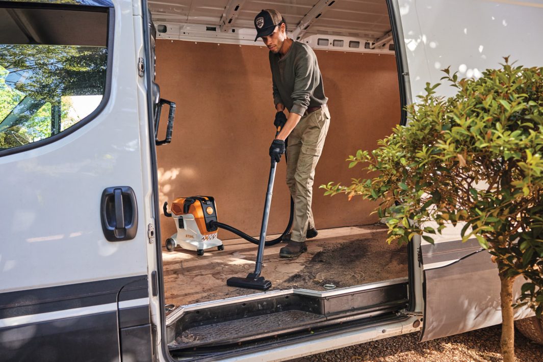STIHL SEA 100 Cordless Vacuum Cleaner - AP System