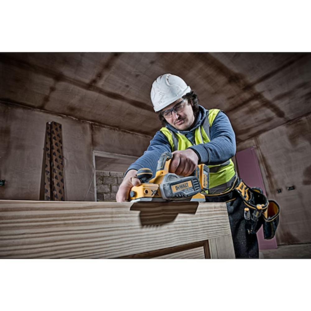 DeWALT DCP580N-XJ 18V XR Planer - Bare Unit