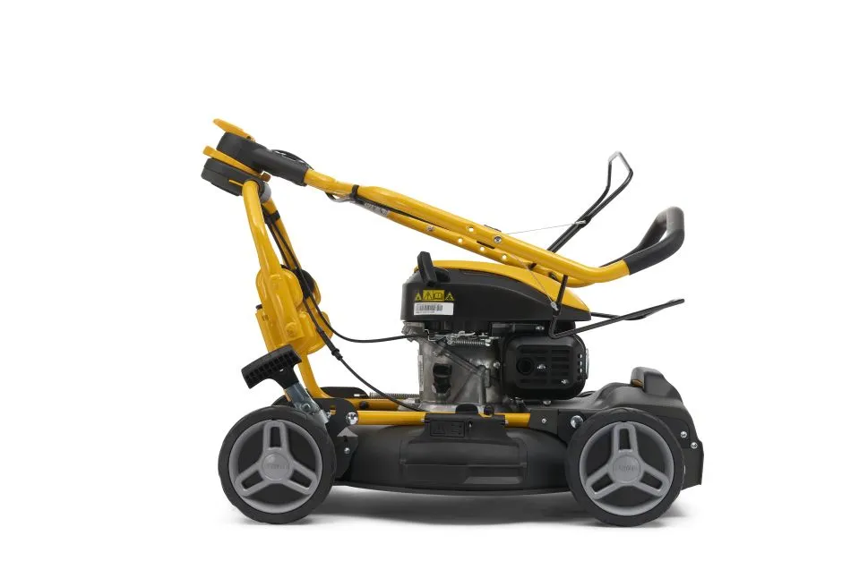 STIGA Petrol Lawn Mower Multiclip 747 SD