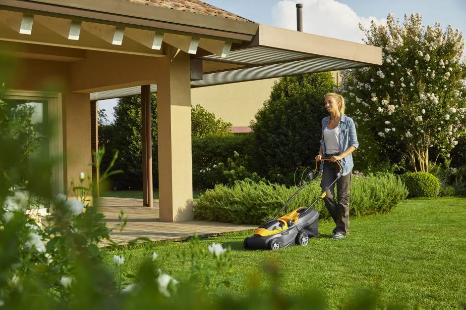 STIGA Cordless Lawn Mower Collector 136e Kit