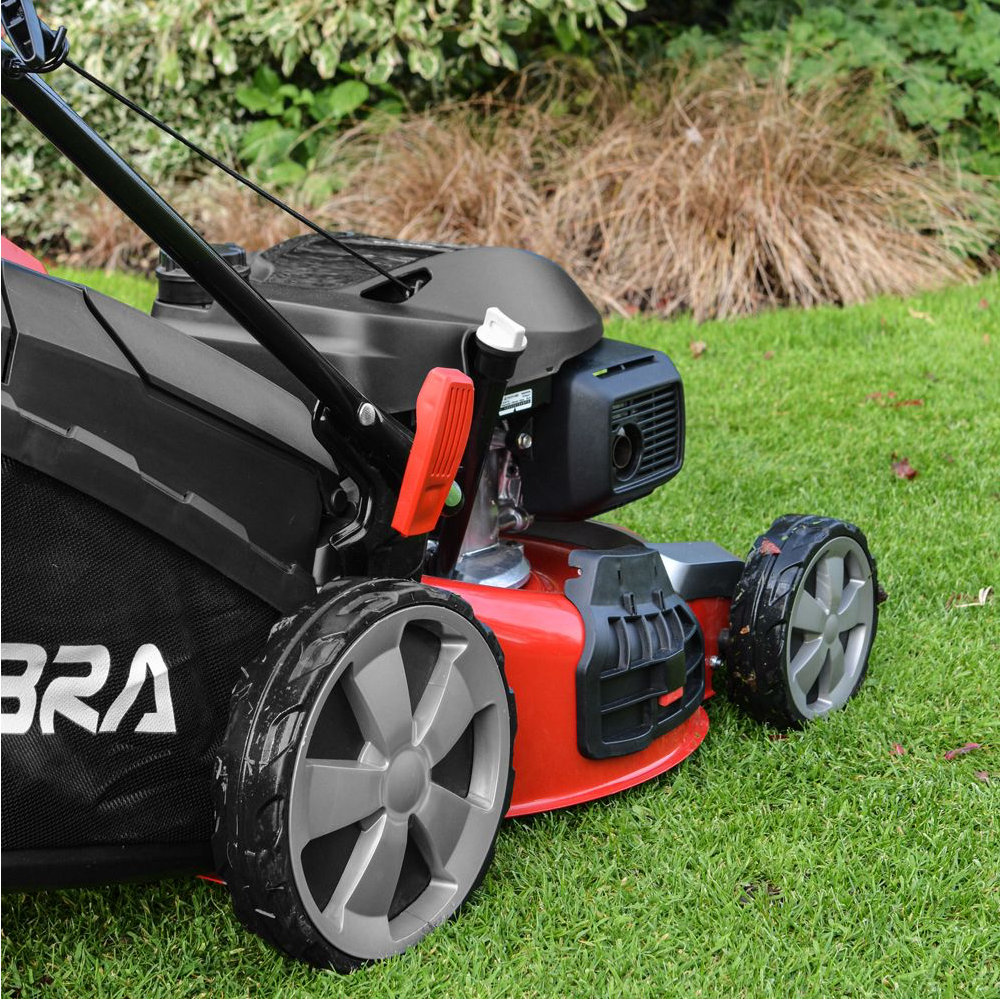 COBRA MX460SPH 18” S/P Petrol Powered Lawnmower