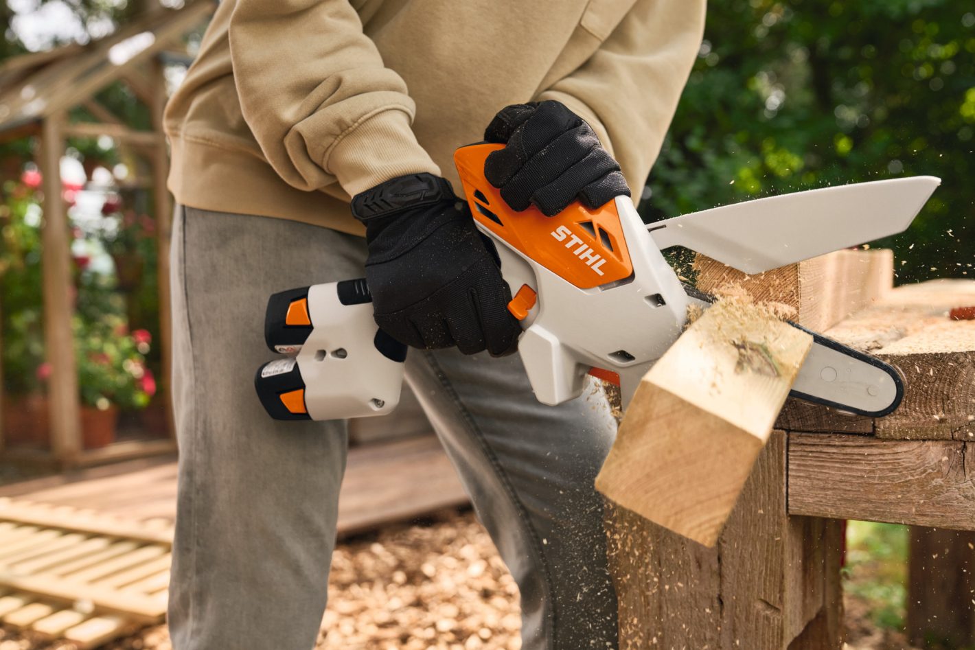 STIHL GTA 30 Cordless Battery Pruner Kit