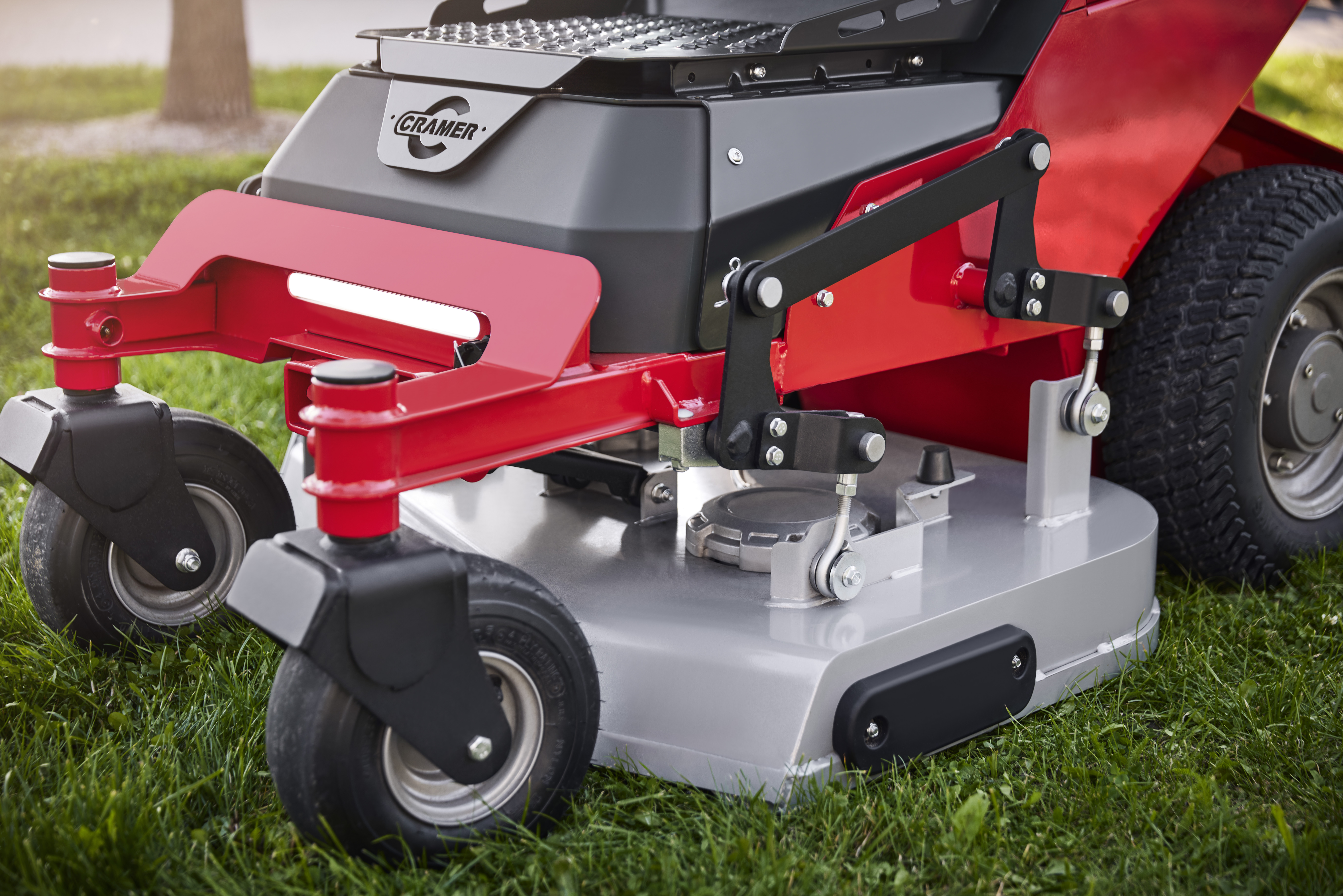 Cramer ZTCS92 Optimus Tools Zero Turn Stand-On 92 cm
