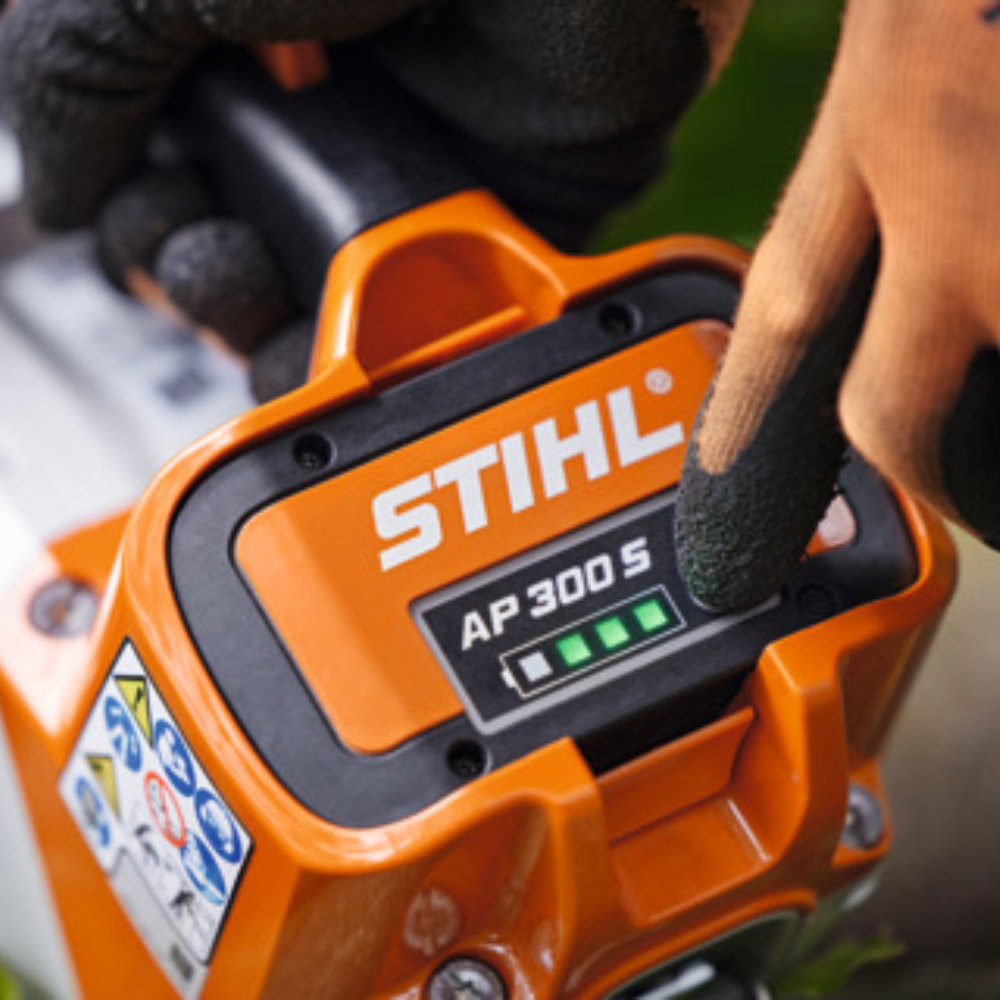 STIHL MSA 220 TC-O Cordless Top Handle Chainsaw (Unit Only)