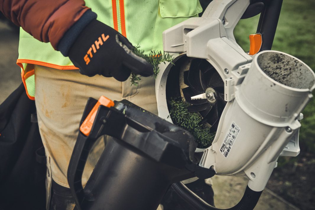 STIHL SHA 140 Cordless Vacuum Shredder (Unit Only)