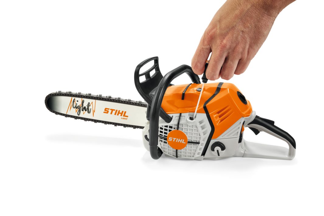 STIHL Children's Battery-Operated MS 500i Toy Chainsaw