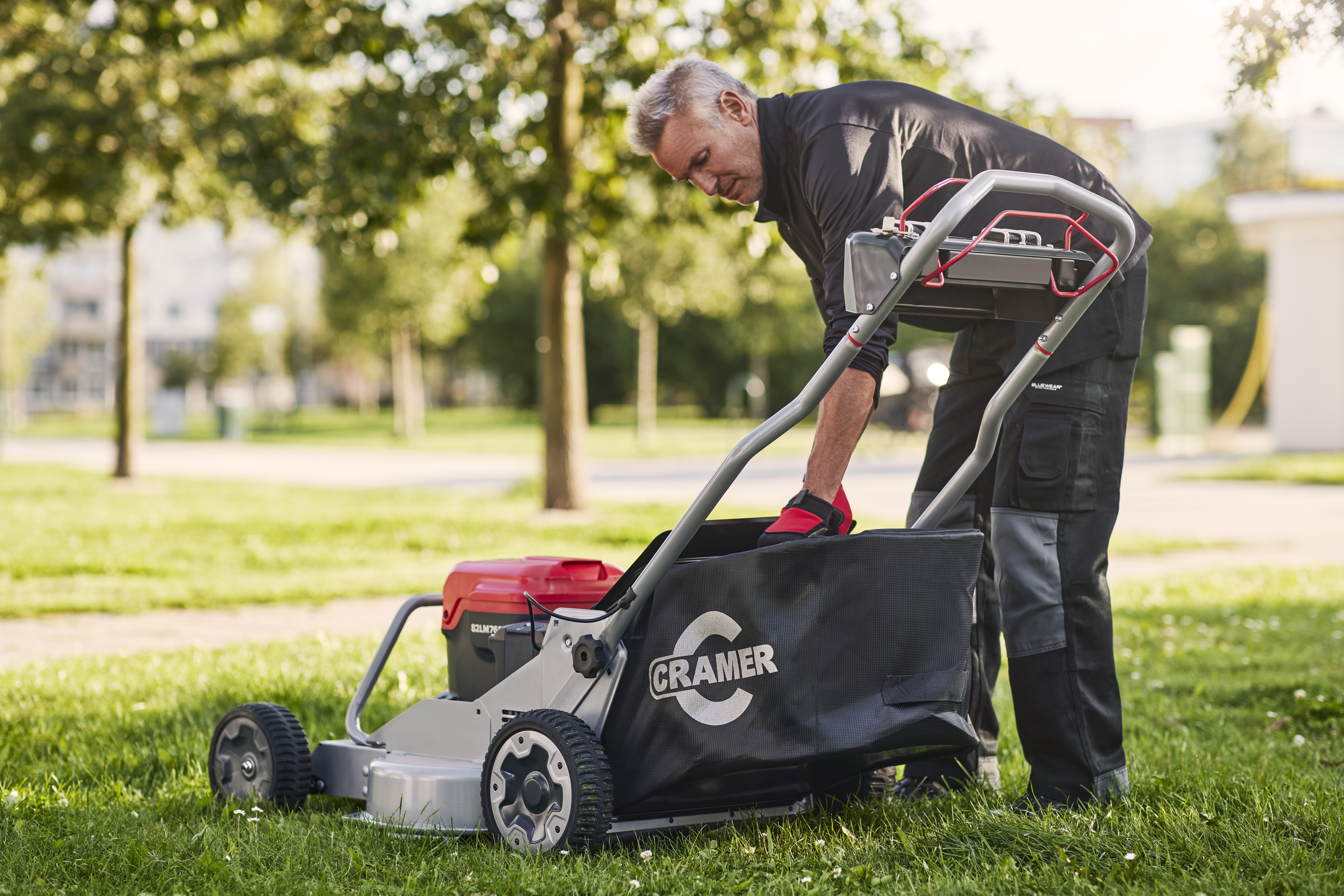 Cramer ATM76S Optimus Tools All Terrain Lawn Mower 76 cm