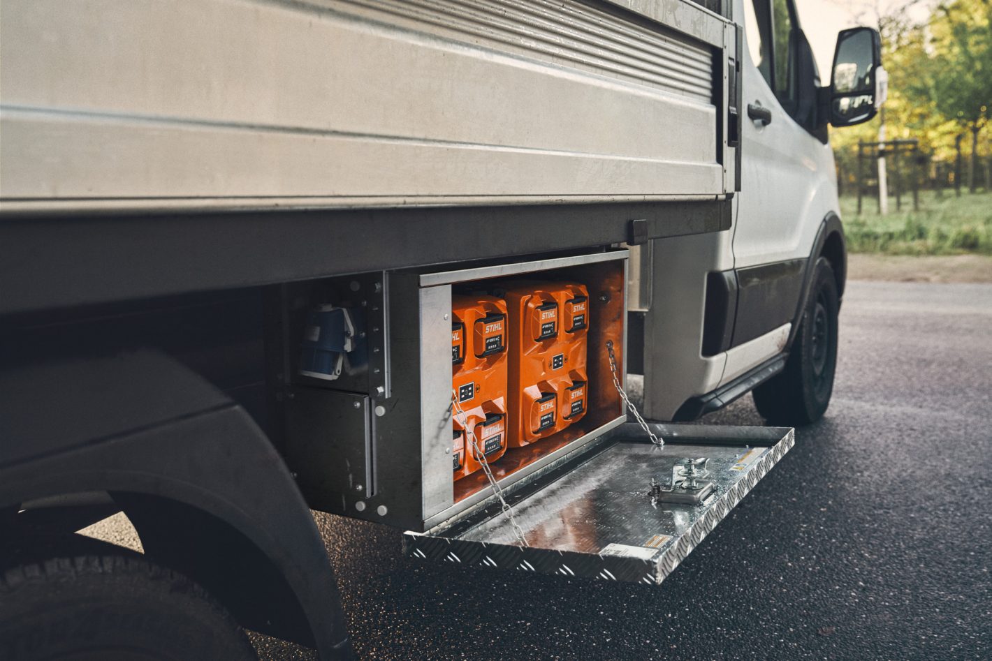 STIHL CB 1 Charging Box – Mobile Multi-Battery Charging Solution