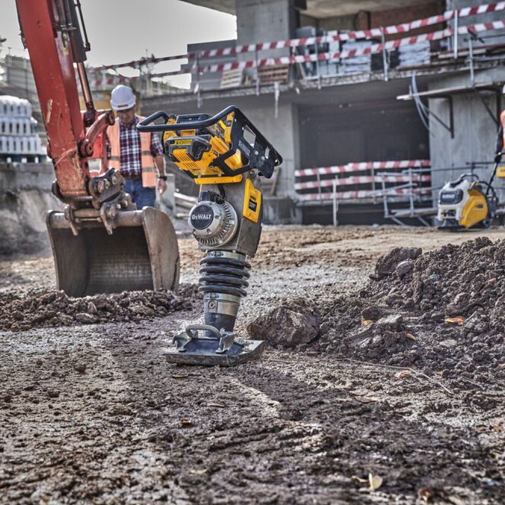 DEWALT POWERSHIFT™ DCPS660N-XJ 60KG Class Rammer Kit