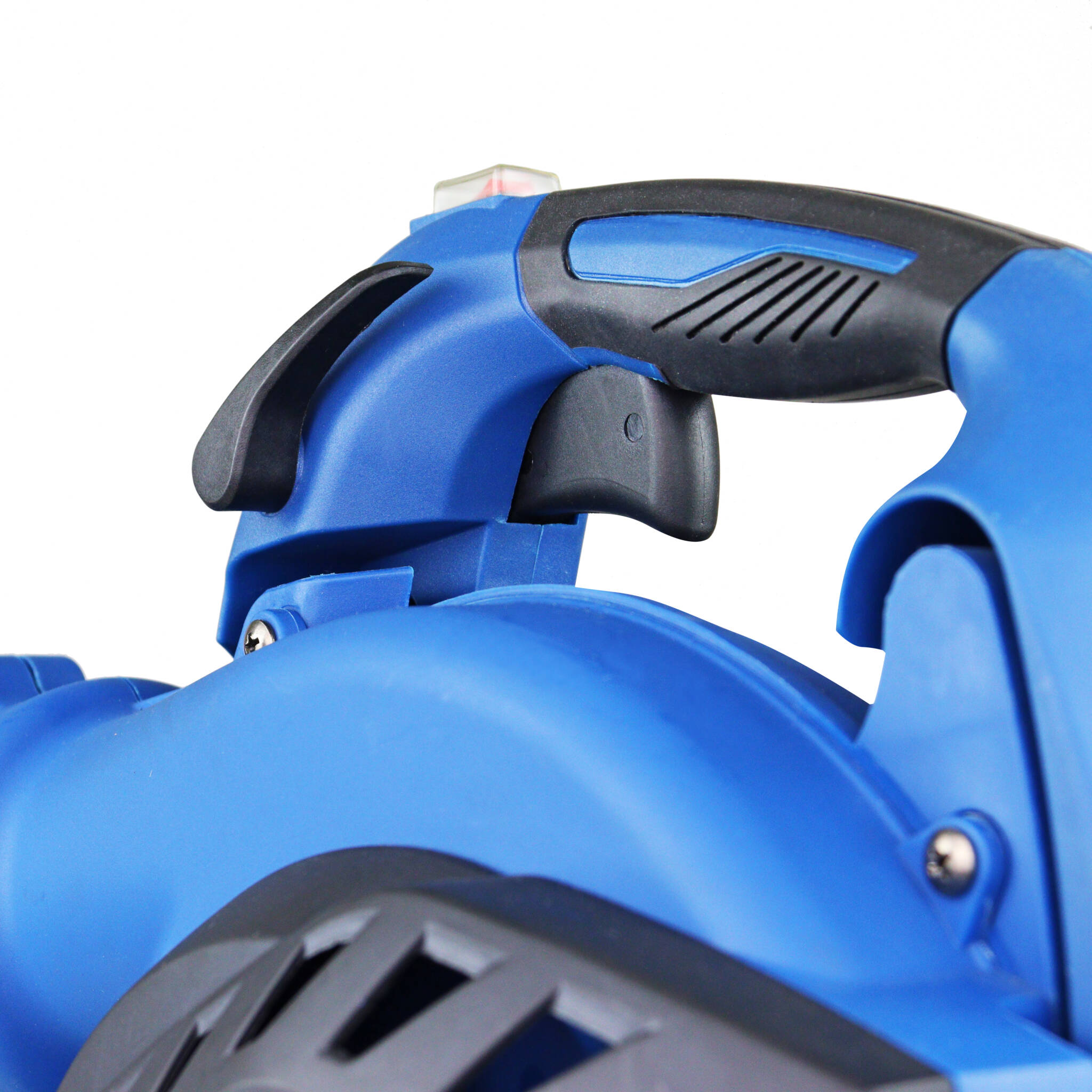 Hyundai HYBV2600X 26cc 2-Stroke 3-in-1 Petrol Leaf Blower, Garden Vac & Shredder, 157mph Air Speed, 40L Collection Bag