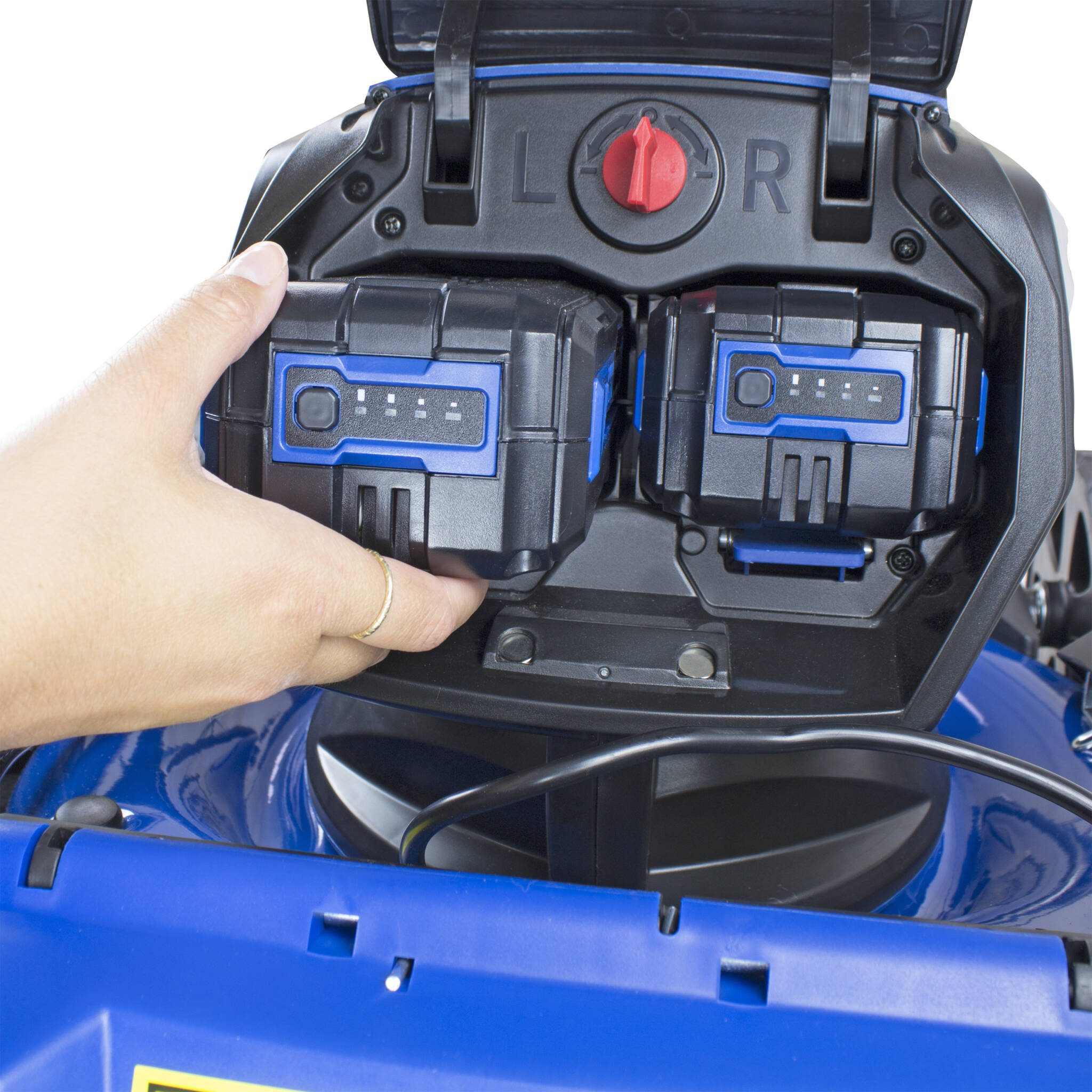 Hyundai HYM80Li460SP 18"/45cm Cordless 80v Lithium-Ion Battery Self Propelled Lawnmower with Battery and Charger