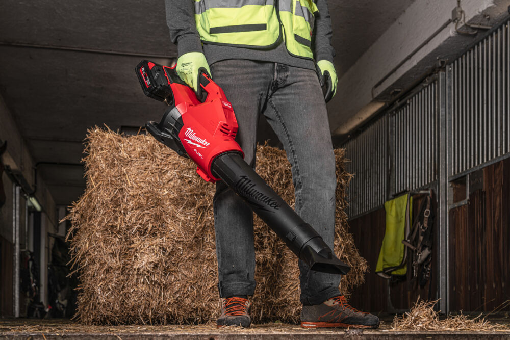 Milwaukee M18 Fuel™ Dual Battery Blower (Body Only)