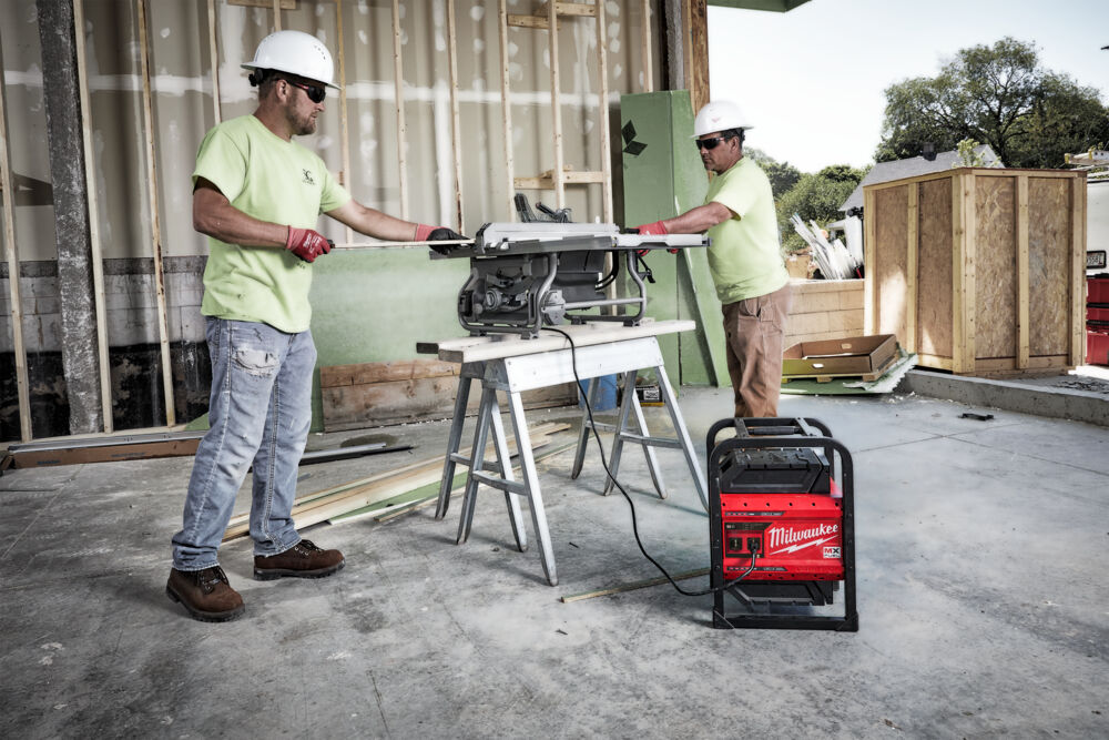 Milwaukee MX FUEL™ Power Supply