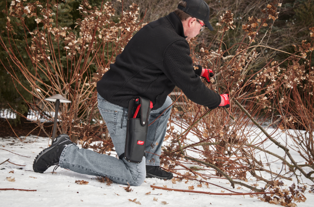 Milwaukee M12 Brushless Pruning Shears