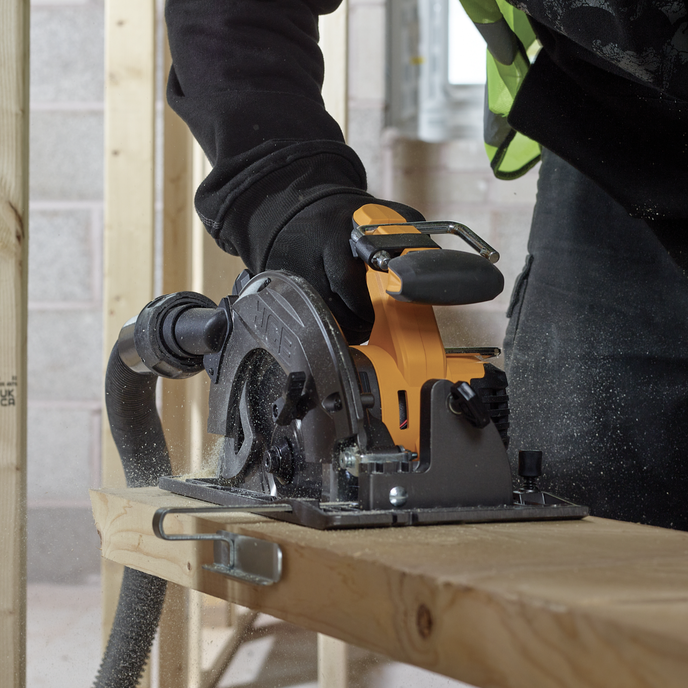 JCB Pro 18V Circular Saw 185mm, 60mm Cut Depth, Aluminium Base, Includes 2 Blades (Bare Tool)