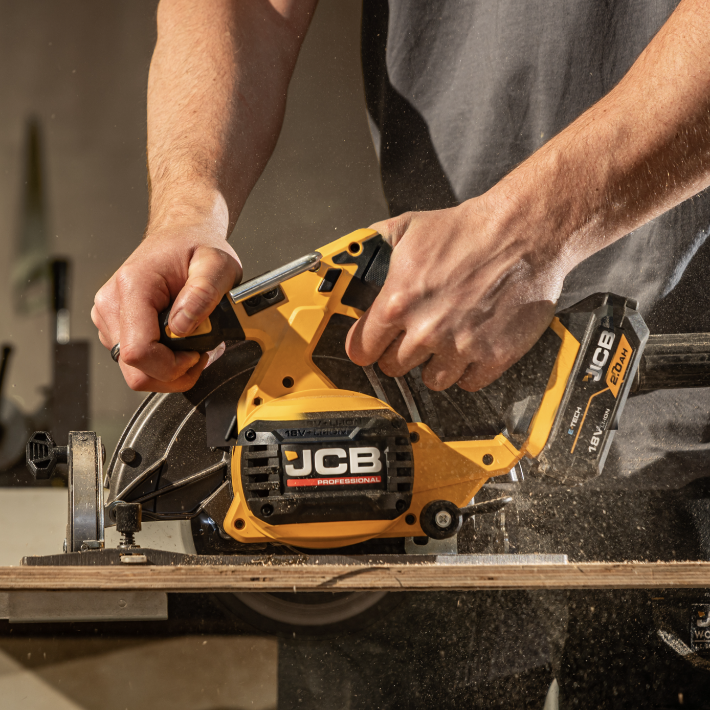 JCB Pro 18V Circular Saw 185mm, 60mm Cut Depth, Aluminium Base, Includes 2 Blades (Bare Tool)
