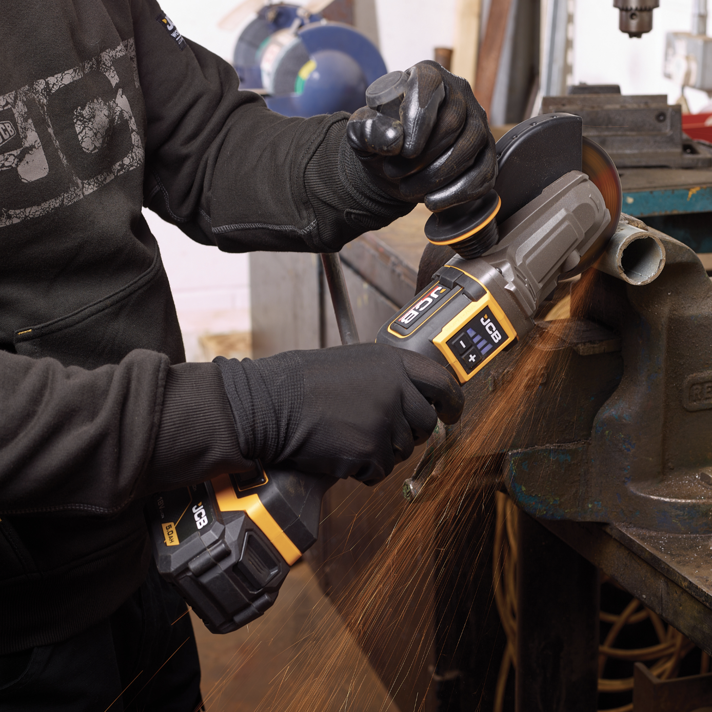 JCB Pro 18V Flat Head Angle Grinder 125mm (Bare Tool)