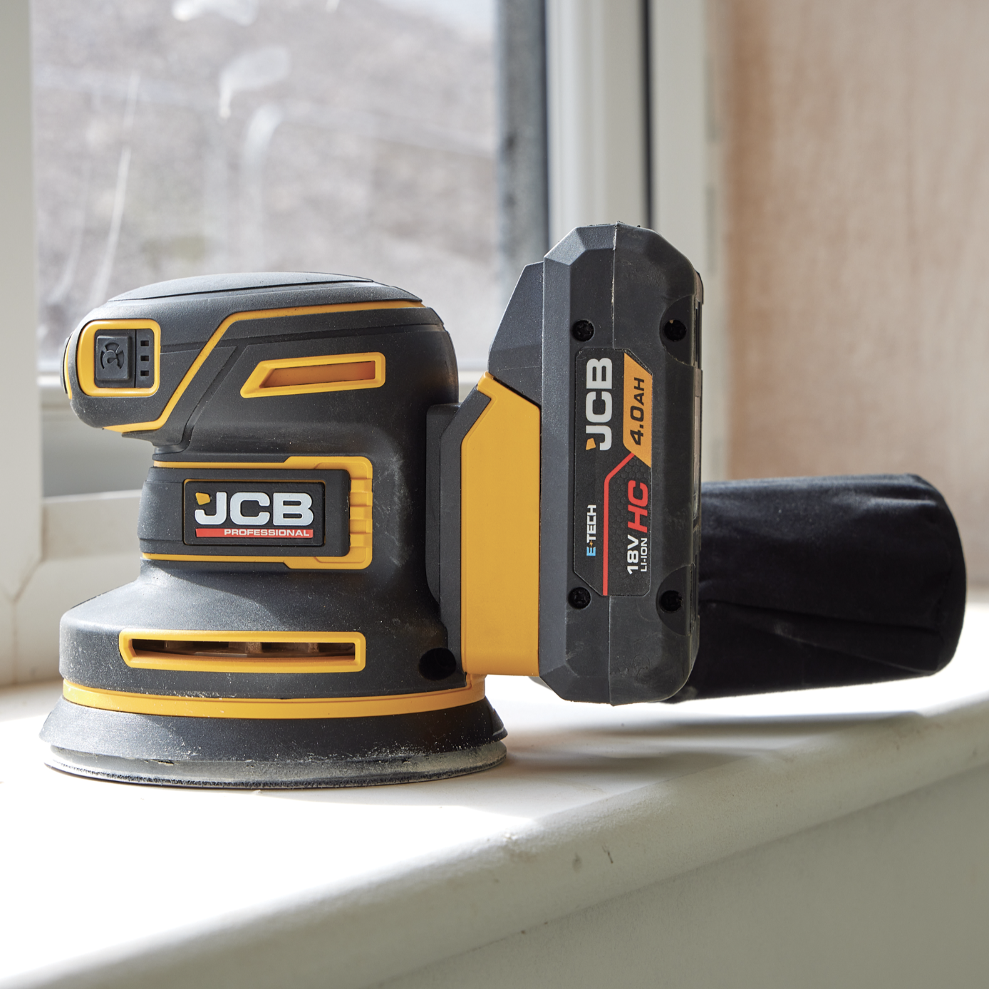 JCB Pro 18V Orbital Sander 125mm with Brushless Motor (Bare Tool)