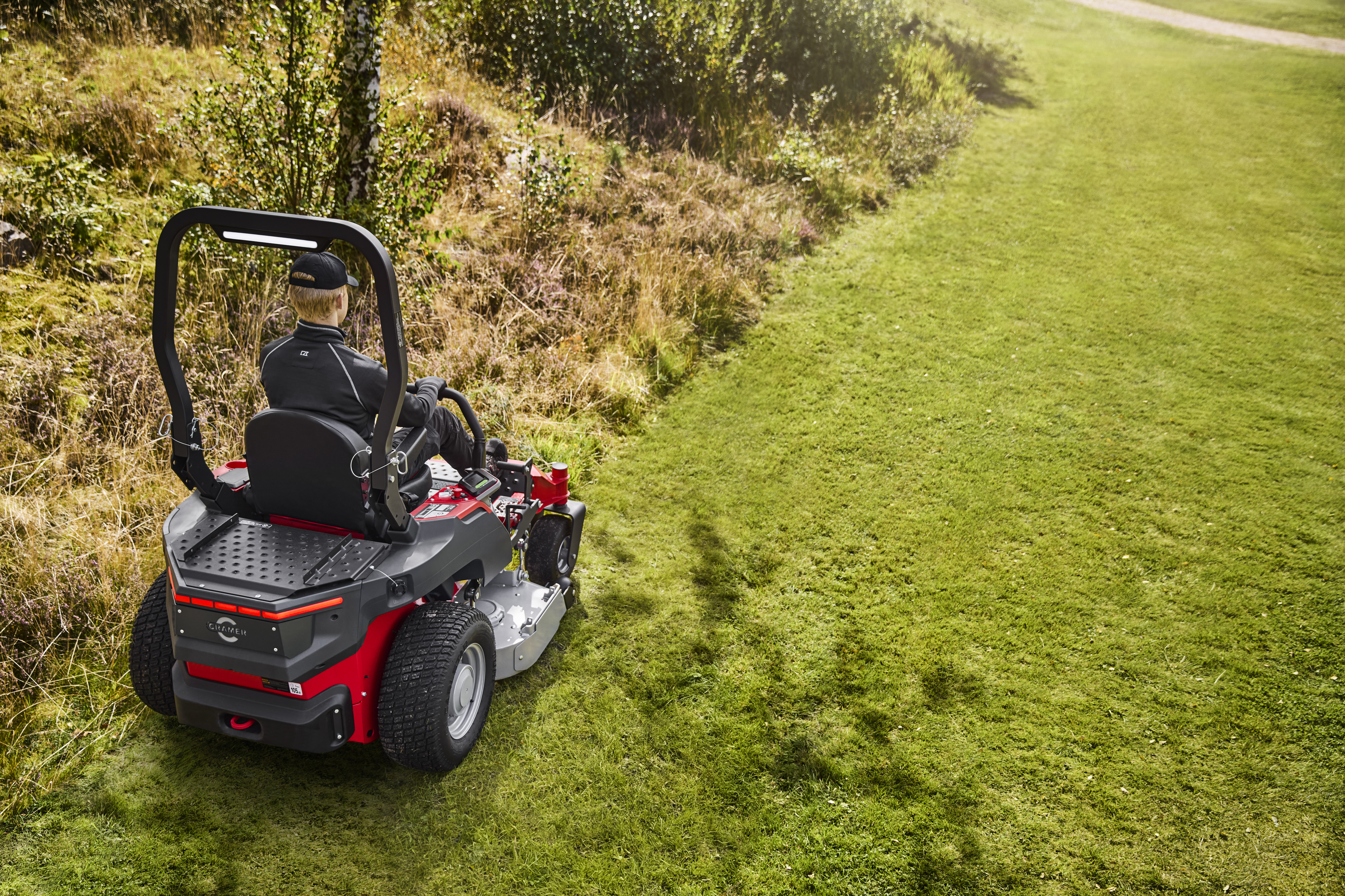 Cramer ZTC132R Optimus Tools Zero Turn Ride-On 132 cm 24 kWh