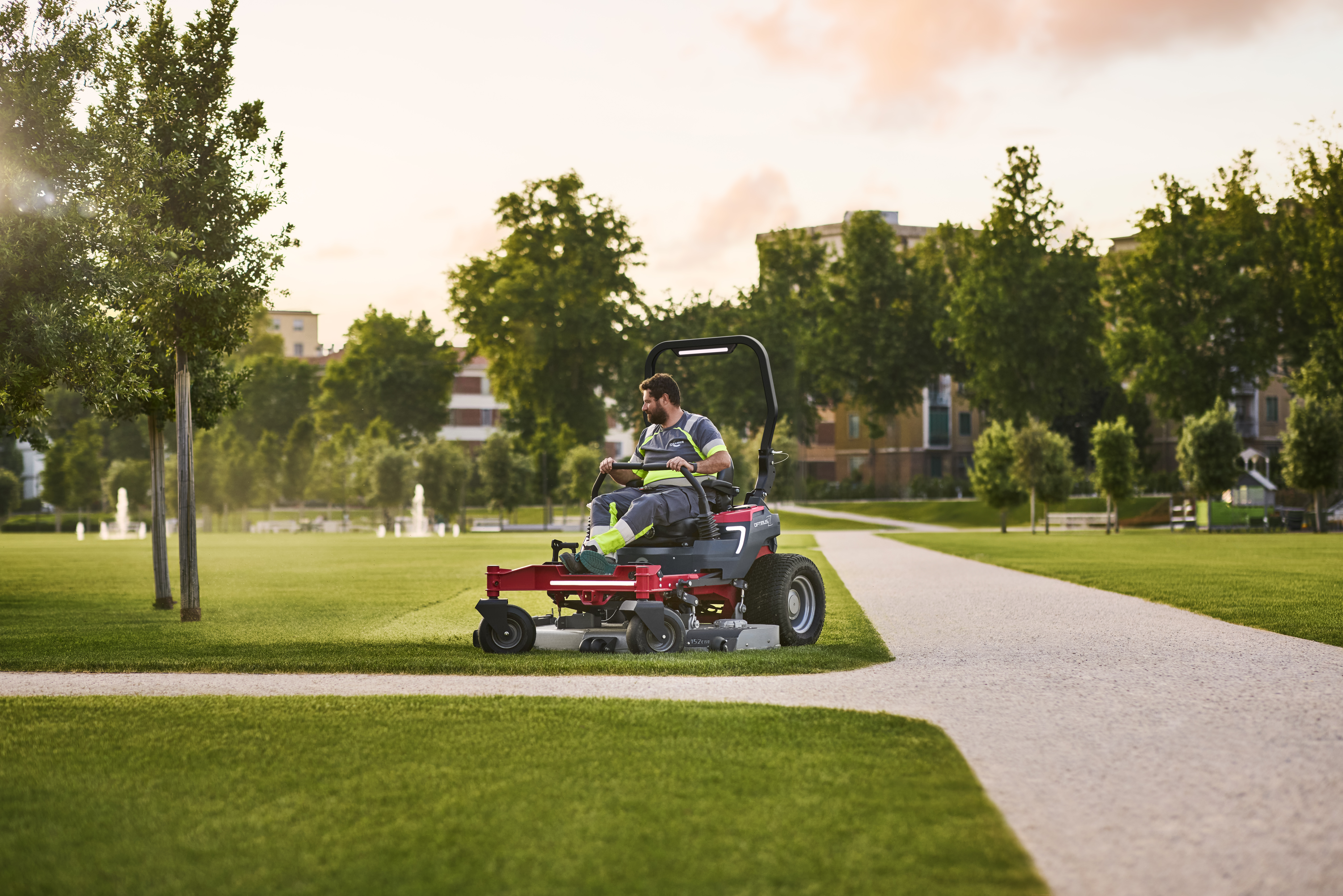 Cramer ZTC152 Optimus Tools Zero Turn Ride-On 152 cm 24 kWh