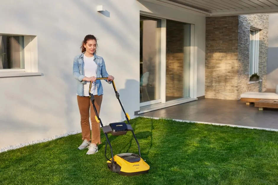 STIGA Cordless Lawn Mower Aero 132e Kit