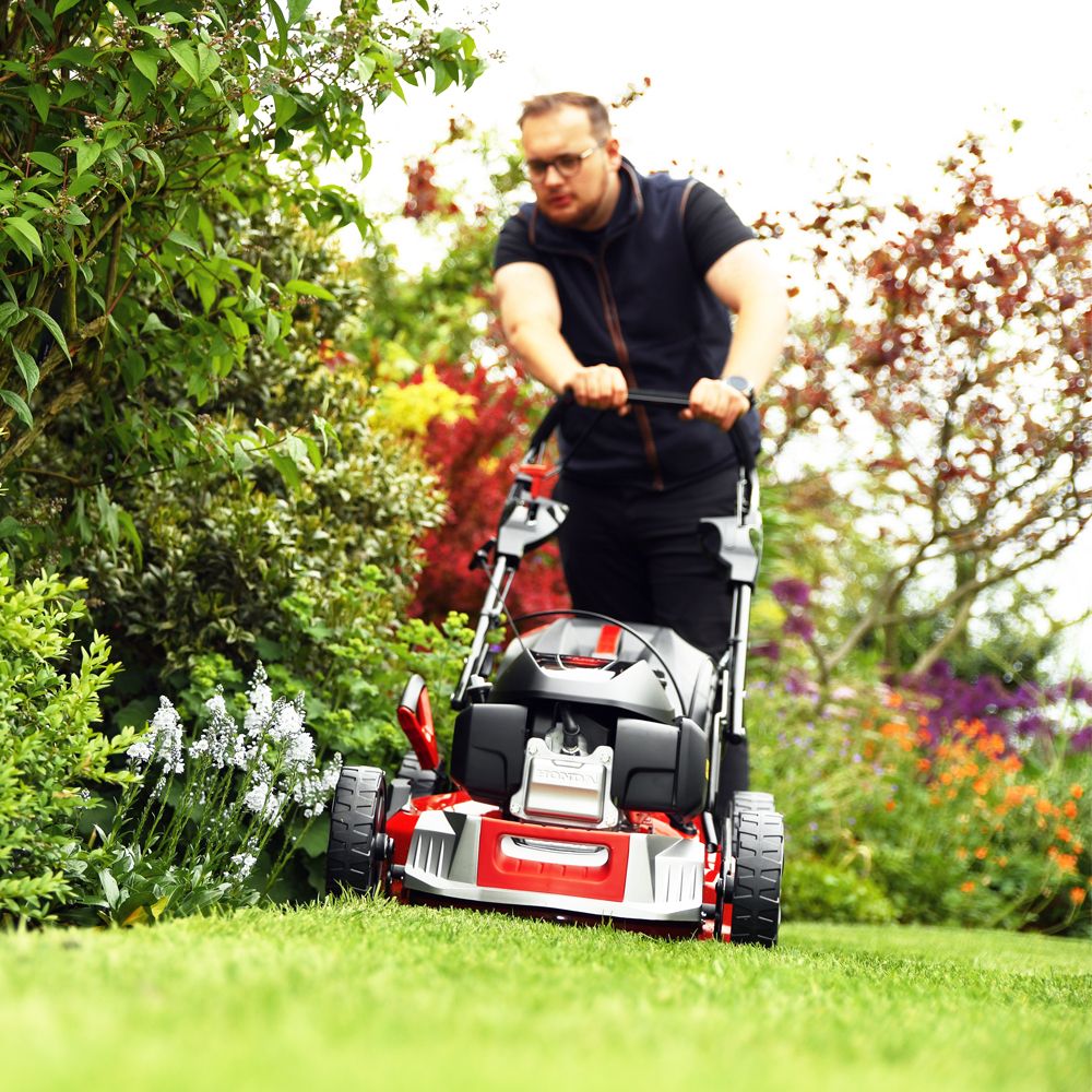 COBRA MX534SPH 21" Petrol Powered Lawnmower