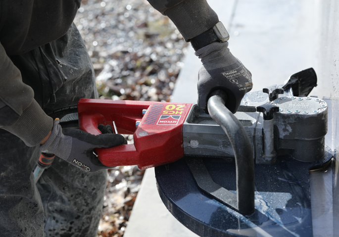 Hycon HCS20 Handheld Hydraulic Cut-off Saw – Power Drive