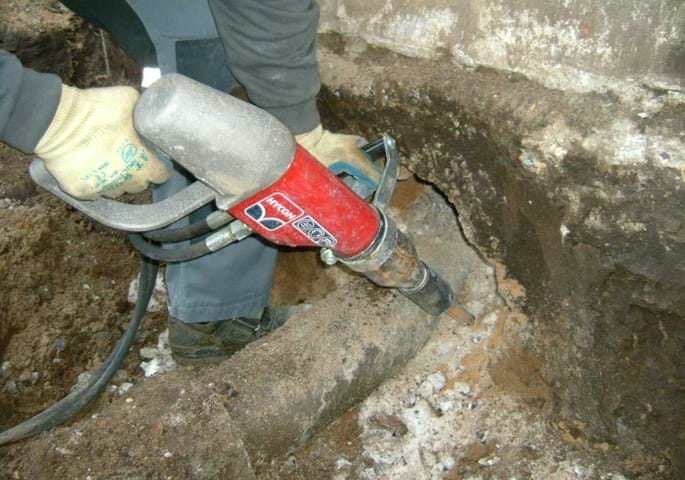 HYCON HH10RV Handheld Hydraulic Breaker