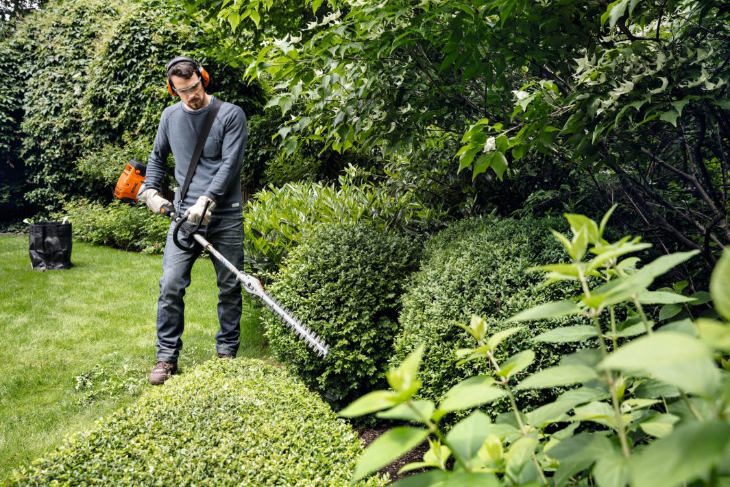 STIHL HL-KM 0° Long-Reach Hedge Trimmer KOMBITOOL (20")
