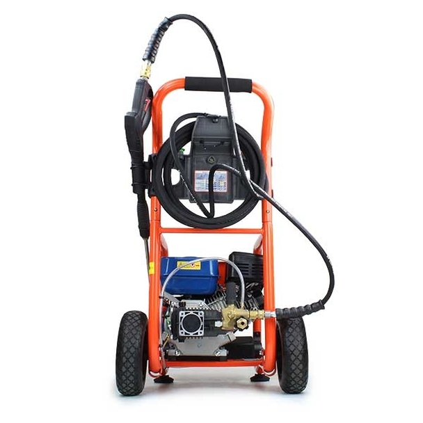 Hyundai P3200PWT P1 3200psi / 214 bar Petrol Pressure Washer with AR Triplex pump