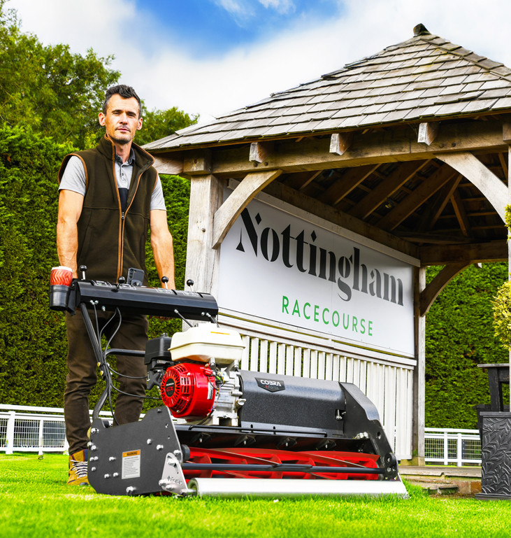 COBRA Fortis Stadium 34 Cylinder Lawnmower – Honda GX200 Petrol